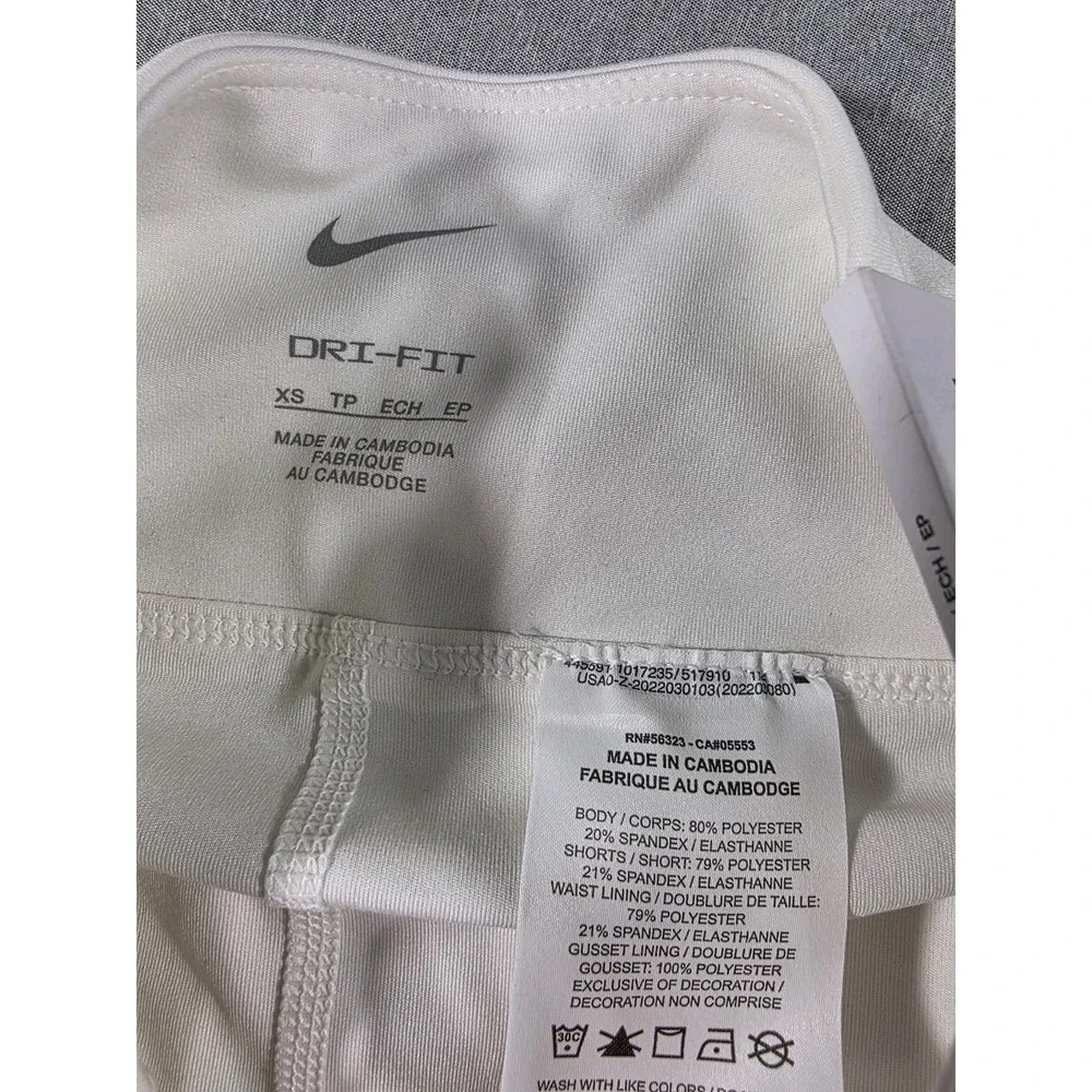 NWT Nike Women's Dri-FIT Club Short Tennis Skirt / Skort Pleated w/ waist pocket